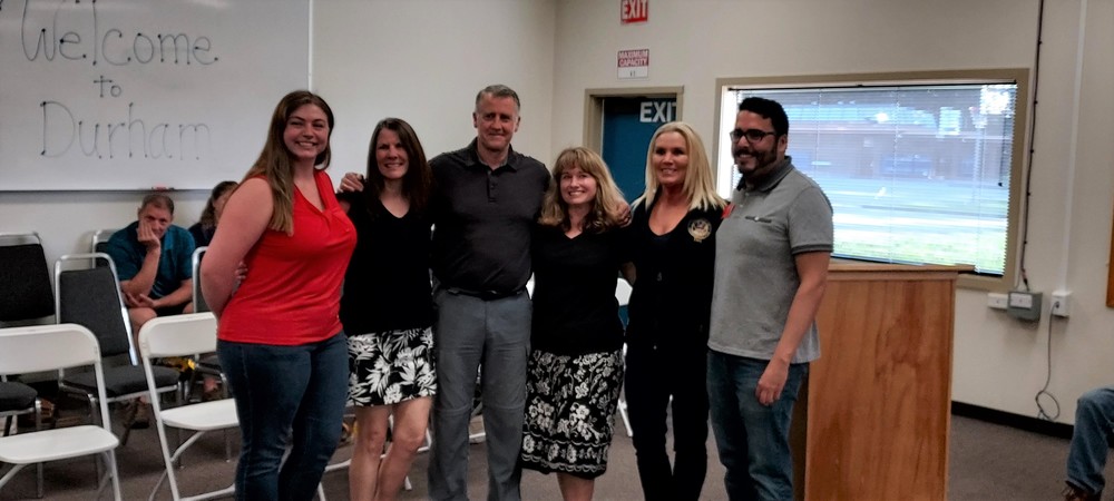 Image of DUSD Retirees with State Representatives 